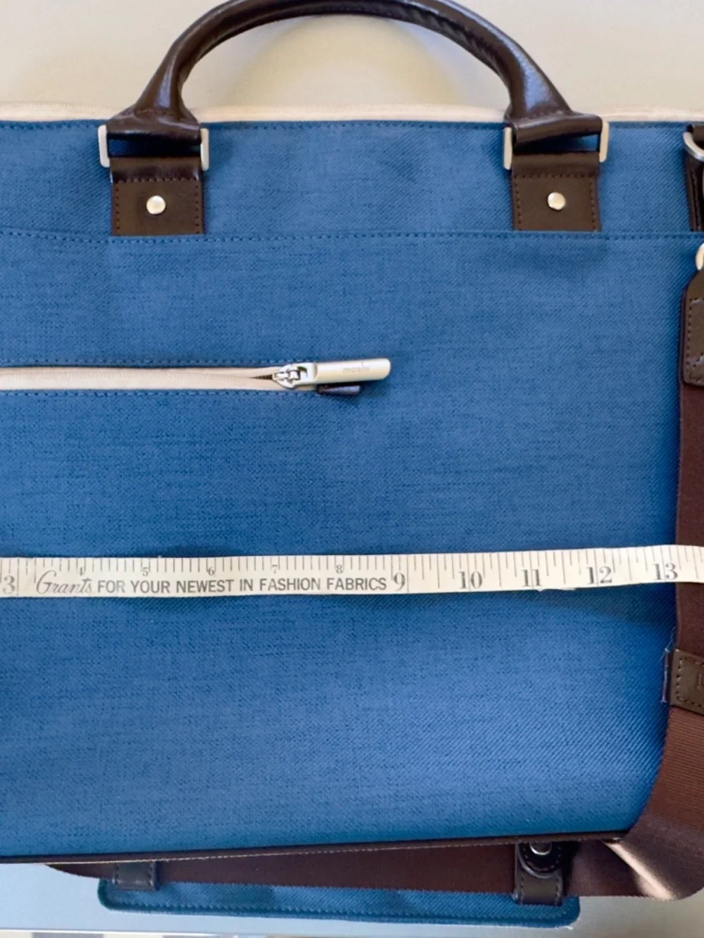 Moshi Urbana Lite Slim Laptop Bag